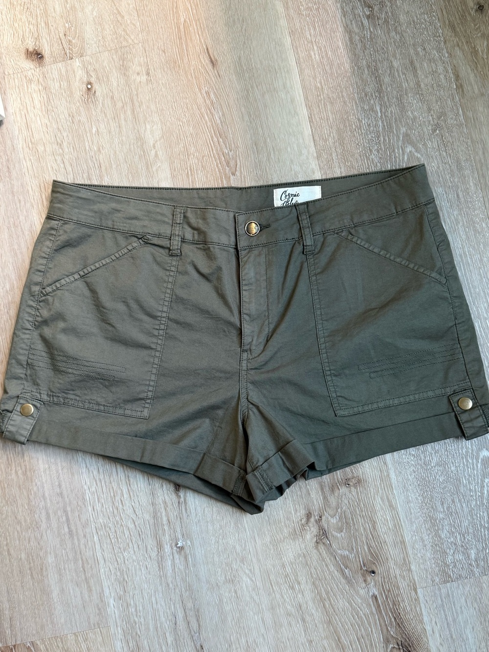 Cosmic Blue Love Olive Utility Cargo Shorts size 32